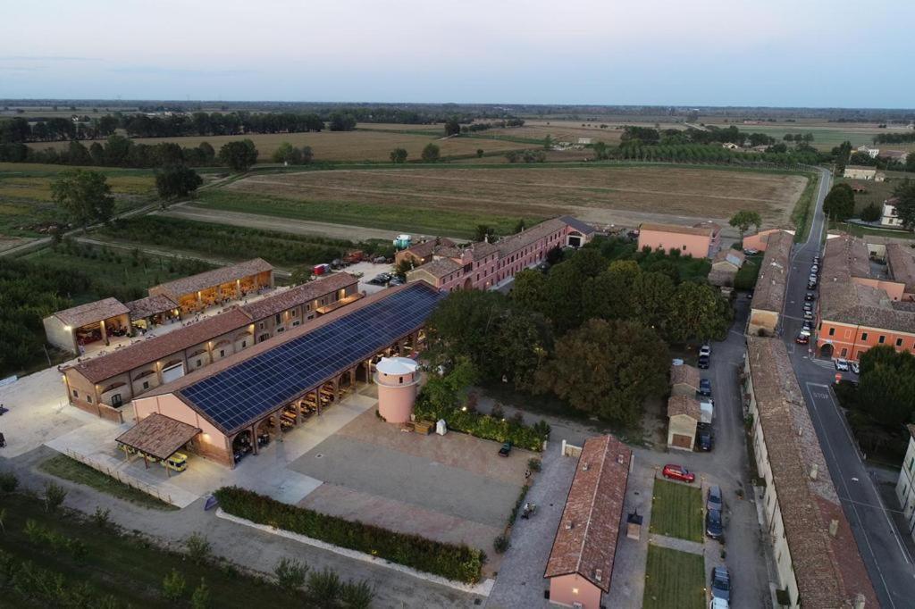 Agriturismo Pizzavacca Villanova sull'Arda Exterior photo